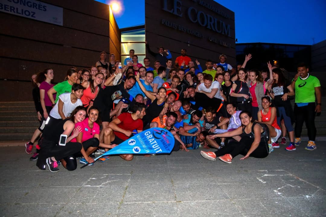 Photo de groupe lors de l'ouverture des séances Run & Smile à Montpellier